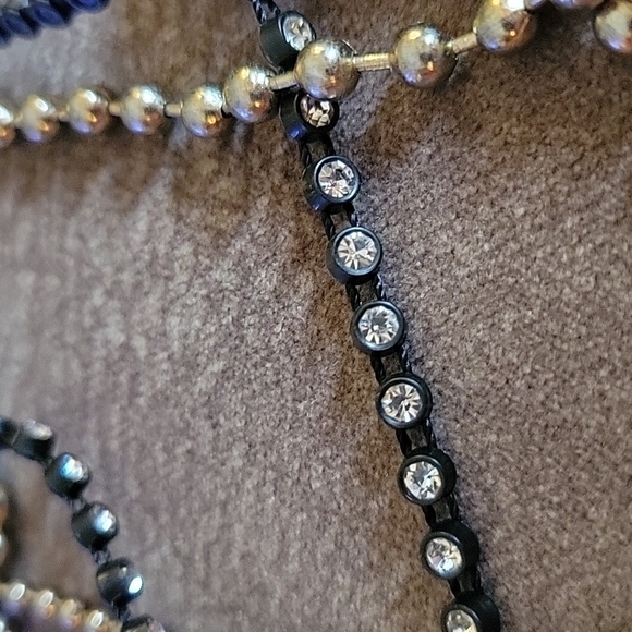 3/$20 Metal Acrylic Rhinestone Layered Esclavage Triple Chain Sweater Necklace - Picture 3 of 6